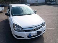 Gebraucht Opel Astra 90 PS (66 kW) 2010 Weiß Kombi