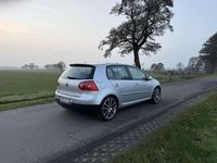 Gebraucht VW Golf IV 105 PS (77 kW) 2004 Silber Kleinwagen