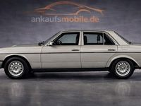 Gebraucht Mercedes 230 99 PS (72 kW) 1984 Silber Limousine