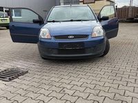Gebraucht Ford Fiesta Ambiente 60 PS (44 kW) 2005 Blau Kleinwagen