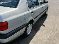 Gebraucht VW Vento 75 PS (55 kW) 1992 Silber Limousine