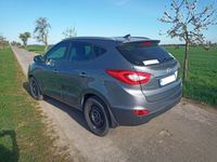 Gebraucht Hyundai ix35 166 PS (122 kW) 2016 Silber metallic SUV