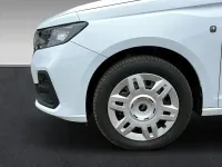 Gebraucht Ford Transit Connect Trend 122 PS (89 kW) 2026 Frostweiß Van / Kleinbus
