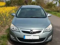 Second-hand Opel Astra Selection 101 CP (74 kW) 2011 Gri Break