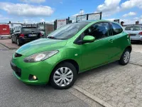 Gebraucht Mazda 2 Inclusive 86 PS (63 kW) 2008 Grün Kleinwagen