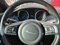 Gebraucht Jaguar E-Pace R-Dynamic 179 PS (131 kW) 2018 Schwarz SUV