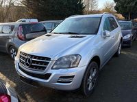 Gebraucht Mercedes ML350 Edition 231 PS (169 kW) 2011 Iridiumsilber  metalliclack SUV