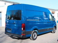 Gebraucht VW Crafter 140 PS (102 kW) 2022 Deep ocean blue Van