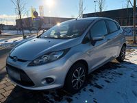 Gebraucht Ford Fiesta 82 PS (60 kW) 2008 Silber Kleinwagen