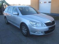 Gebraucht Skoda Octavia Ambiente 105 PS (77 kW) 2011 Silber Kombi