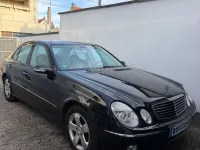 Gebraucht Mercedes E240 Avantgarde 177 PS (130 kW) 2003 Schwarz Limousine