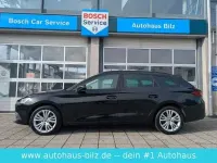 Używany Seat Leon Style 150 KM (110 kW) 2022 Czarny Sedan/Limuzyna