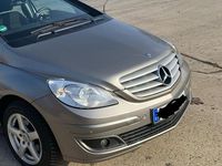 Gebraucht Mercedes B180 109 PS (80 kW) 2006 Grau Van / Kleinbus