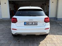 Gebraucht Audi Q2 Sport 116 PS (85 kW) 2017 Weiß SUV
