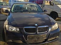 Gebraucht BMW 318 150 PS (110 kW) 2005 Grau Limousine