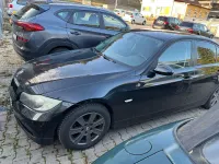 Gebraucht BMW 320 170 PS (125 kW) 2008 Schwarz Limousine