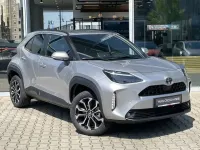 Neu Toyota Yaris Cross 131 PS (96 kW) 2026 Silber SUV