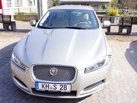 Second-hand Jaguar XF 200 CP (147 kW) 2014 Auriu Berlinǎ