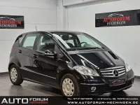 Używany Mercedes A160 95 KM (69 kW) 2011 Czarny Sedan/Limuzyna