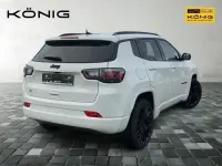 Usado Jeep Compass Altitude 131 HP (96 kW) 2024 Branco SUV