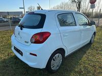 Gebraucht Mitsubishi Space Star 71 PS (52 kW) 2019 Weiß Kleinwagen