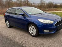 Gebraucht Ford Focus 122 PS (89 kW) 2015 Blau Limousine