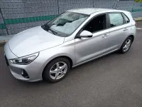 Gebraucht Hyundai i30 Trend 101 PS (74 kW) 2018 Silber Limousine