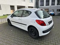 gebraucht Peugeot 207 Urban Move 8 Fach bereift - Garagenwagen