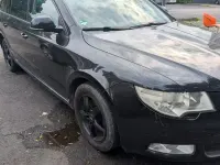 Gebraucht Skoda Superb Elegance 160 PS (117 kW) 2010 Schwarz Kombi