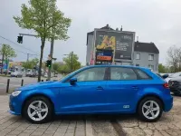 Gebraucht Audi A3 Sport 116 PS (85 kW) 2018 Blau Limousine