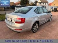 Gebraucht Skoda Octavia Elegance 140 PS (102 kW) 2015 Silber Kleinwagen