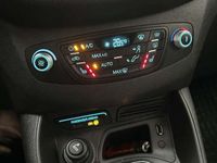 gebraucht Ford Tourneo Courier 1.5 TDCi S&S Titanium Klima Tempomat Kamera