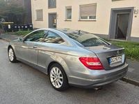Gebraucht Mercedes C180 156 PS (114 kW) 2011 Grau Coupé