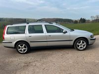 Gebraucht Volvo V70 136 PS (100 kW) 2003 Silber Kombi