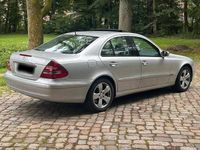 Gebraucht Mercedes E200 163 PS (119 kW) 2004 Silber Limousine