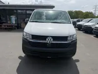 Używany VW Caravelle 110 KM (80 kW) 2021 Biały Van