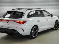 Neu Cupra Leon 150 PS (110 kW) 2026 Glacial white metallic (2y) Kombi