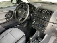 Gebraucht Skoda Fabia 86 PS (63 kW) 2014 Grau / quarzgrau / metallic Kleinwagen