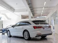 Gebraucht Audi A6 Design 204 PS (150 kW) 2023 Gletscherweiß metallic Kombi