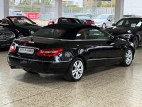 Gebraucht Mercedes E200 184 PS (135 kW) 2011 Schwarz Cabrio