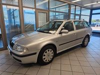 Gebraucht Skoda Octavia 102 PS (75 kW) 2008 Silbermet. Kombi
