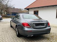Gebraucht Mercedes E220 194 PS (142 kW) 2019 Grau Limousine