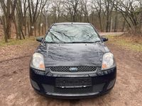 gebraucht Ford Fiesta 1.3 Fun X // nur 106 tkm // Klima // Tüv //