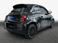 Gebraucht Fiat 500e La Prima 86 kW (118 PS) 2026 Schwarz Limousine