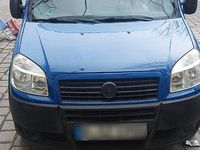 Gebraucht Fiat Doblò Active 75 PS (55 kW) 2009 Blau Van / Kleinbus