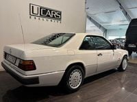 Gebraucht Mercedes E300 Sportline 220 PS (161 kW) 1992 Weiß Limousine