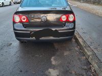 Gebraucht VW Passat Highline 160 PS (117 kW) 2010 Schwarz Limousine