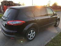 Second-hand Ford S-MAX S 163 CP (119 kW) 2014 Negru Monovolum