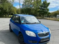 Gebraucht Skoda Fabia 60 PS (44 kW) 2010 Blau Kleinwagen