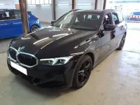 Usata BMW 330e Shadowline 292 CV (214 kW) 2022 Nero Station wagon